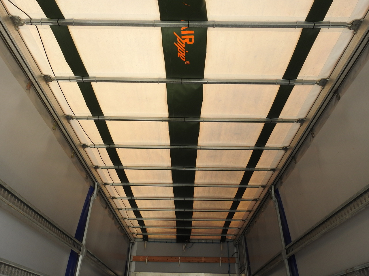 Camion cu prelată MERCEDES ATEGO 1221 TARPAULIN LIFT 16 PALLETS WEBASTO AIR CONDITIONING PNEUMATICS TWIN WHEELS 230HP: Foto 25 Camion cu prelată MERCEDES ATEGO 1221 TARPAULIN LIFT 16 PALLETS WEBASTO AIR CONDITIONING PNEUMATICS TWIN WHEELS 230HP: Foto 25