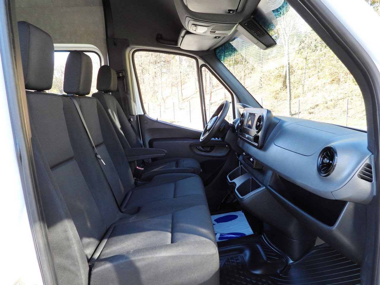 MERCEDES SPRINTER 316 BOX DELIVERY VAN 7 SEATS CRUISE CONTROL AUTOMATIC TRANSMISSION AIR CONDITIONING 160HP - Dubă: Foto 2 MERCEDES SPRINTER 316 BOX DELIVERY VAN 7 SEATS CRUISE CONTROL AUTOMATIC TRANSMISSION AIR CONDITIONING 160HP - Dubă: Foto 2