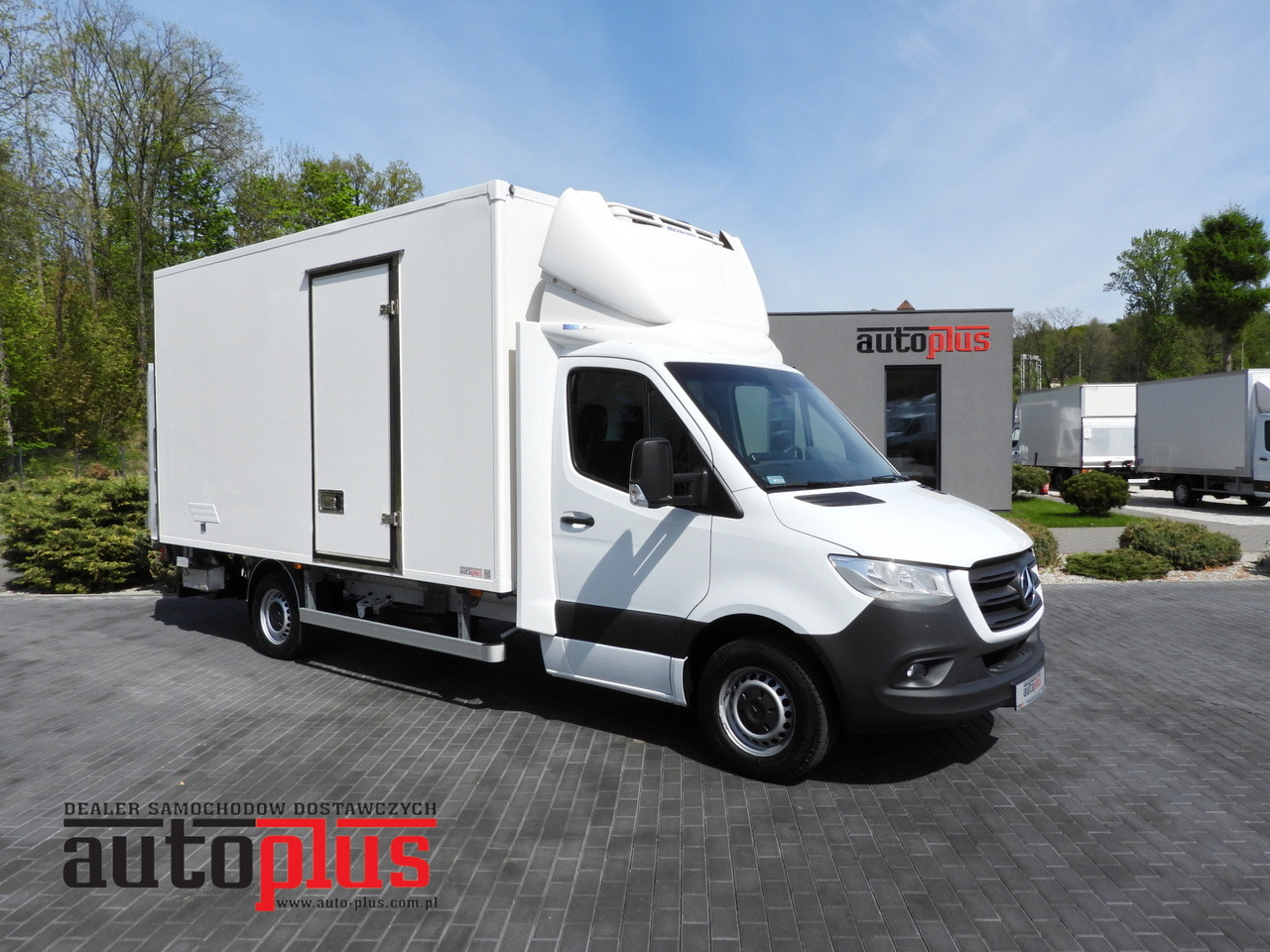 MERCEDES SPRINTER 316 REGRIGERATOR BOX 0*C LIFT 8 PALLETS CRUISE CONTROL PNEUMATICS AIR CONDITIONING 160HP - Autoutilitară frigorifica: Foto 1 MERCEDES SPRINTER 316 REGRIGERATOR BOX 0*C LIFT 8 PALLETS CRUISE CONTROL PNEUMATICS AIR CONDITIONING 160HP - Autoutilitară frigorifica: Foto 1