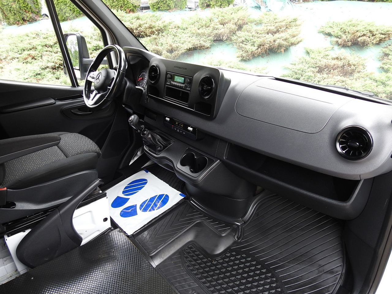 Autoutilitară cu prelată MERCEDES SPRINTER 316 TARPAULIN 10 PALLETS WEBASTO CRUISE CONTROL AIR CONDITIONING 165HP: Foto 39 Autoutilitară cu prelată MERCEDES SPRINTER 316 TARPAULIN 10 PALLETS WEBASTO CRUISE CONTROL AIR CONDITIONING 165HP: Foto 39