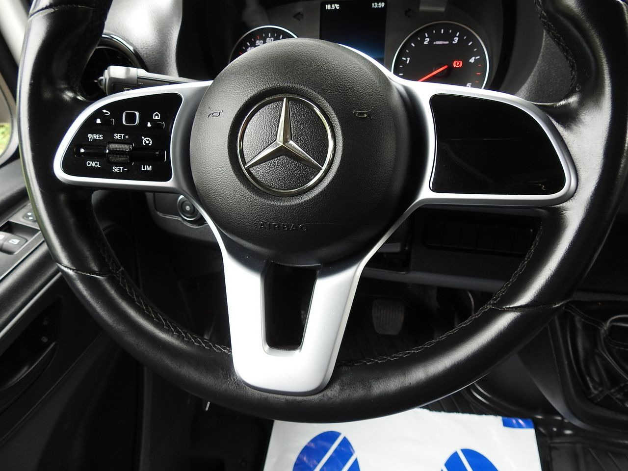 Autoutilitară cu prelată MERCEDES SPRINTER 316 TARPAULIN 10 PALLETS WEBASTO CRUISE CONTROL AIR CONDITIONING 165HP: Foto 30 Autoutilitară cu prelată MERCEDES SPRINTER 316 TARPAULIN 10 PALLETS WEBASTO CRUISE CONTROL AIR CONDITIONING 165HP: Foto 30