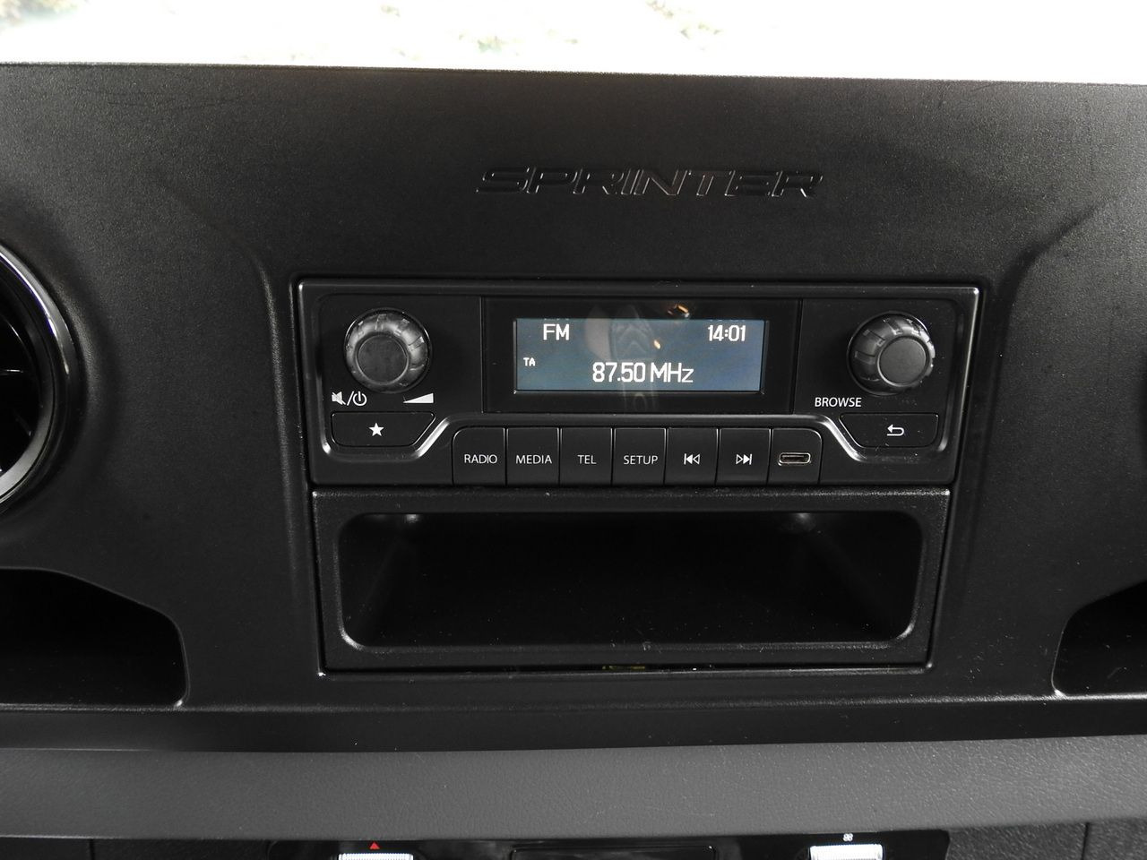 Autoutilitară cu prelată MERCEDES SPRINTER 316 TARPAULIN 10 PALLETS WEBASTO CRUISE CONTROL AIR CONDITIONING 165HP: Foto 36 Autoutilitară cu prelată MERCEDES SPRINTER 316 TARPAULIN 10 PALLETS WEBASTO CRUISE CONTROL AIR CONDITIONING 165HP: Foto 36