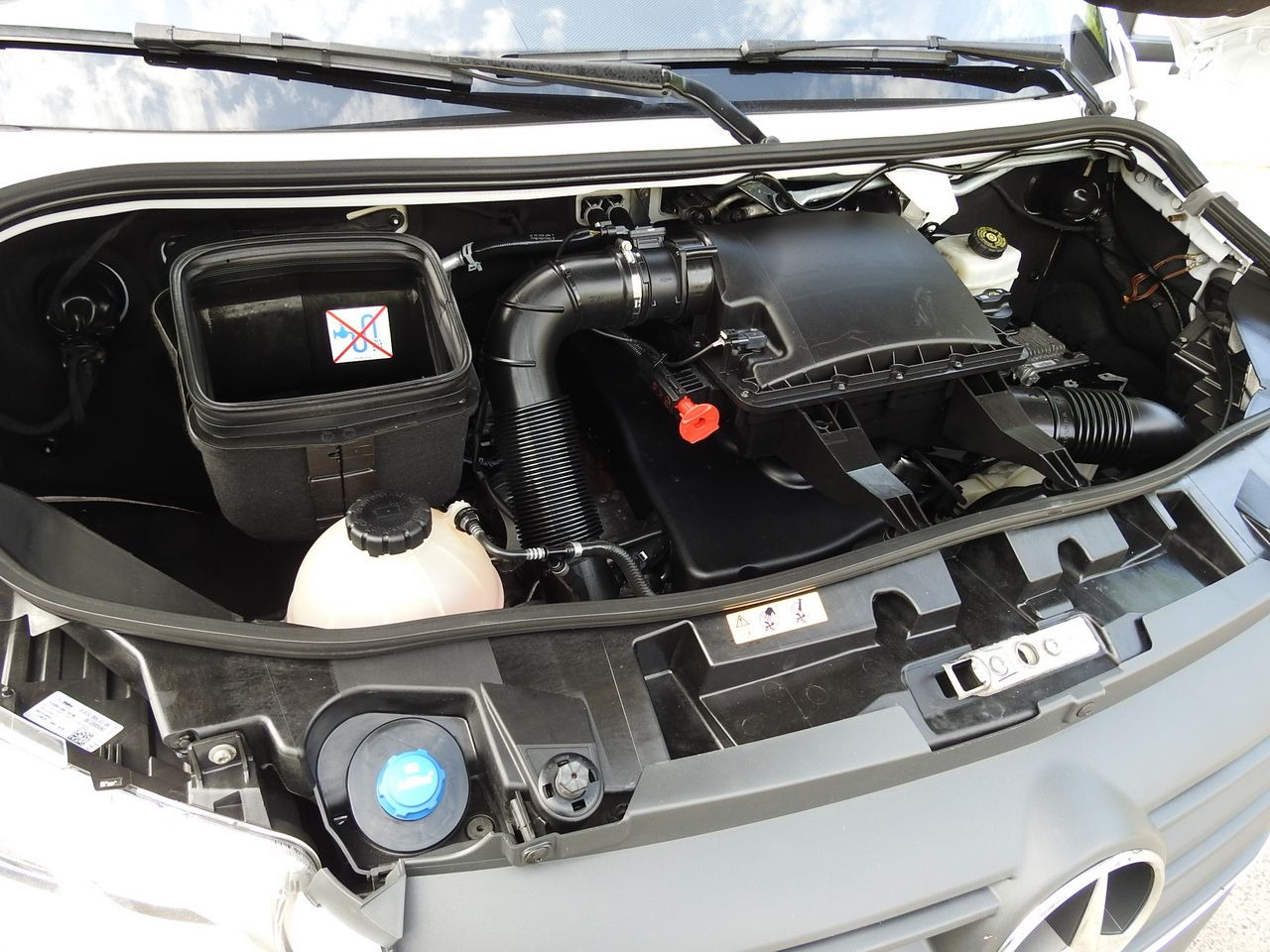 Autoutilitară cu prelată MERCEDES SPRINTER 316 TARPAULIN 10 PALLETS WEBASTO CRUISE CONTROL AIR CONDITIONING 165HP: Foto 26 Autoutilitară cu prelată MERCEDES SPRINTER 316 TARPAULIN 10 PALLETS WEBASTO CRUISE CONTROL AIR CONDITIONING 165HP: Foto 26