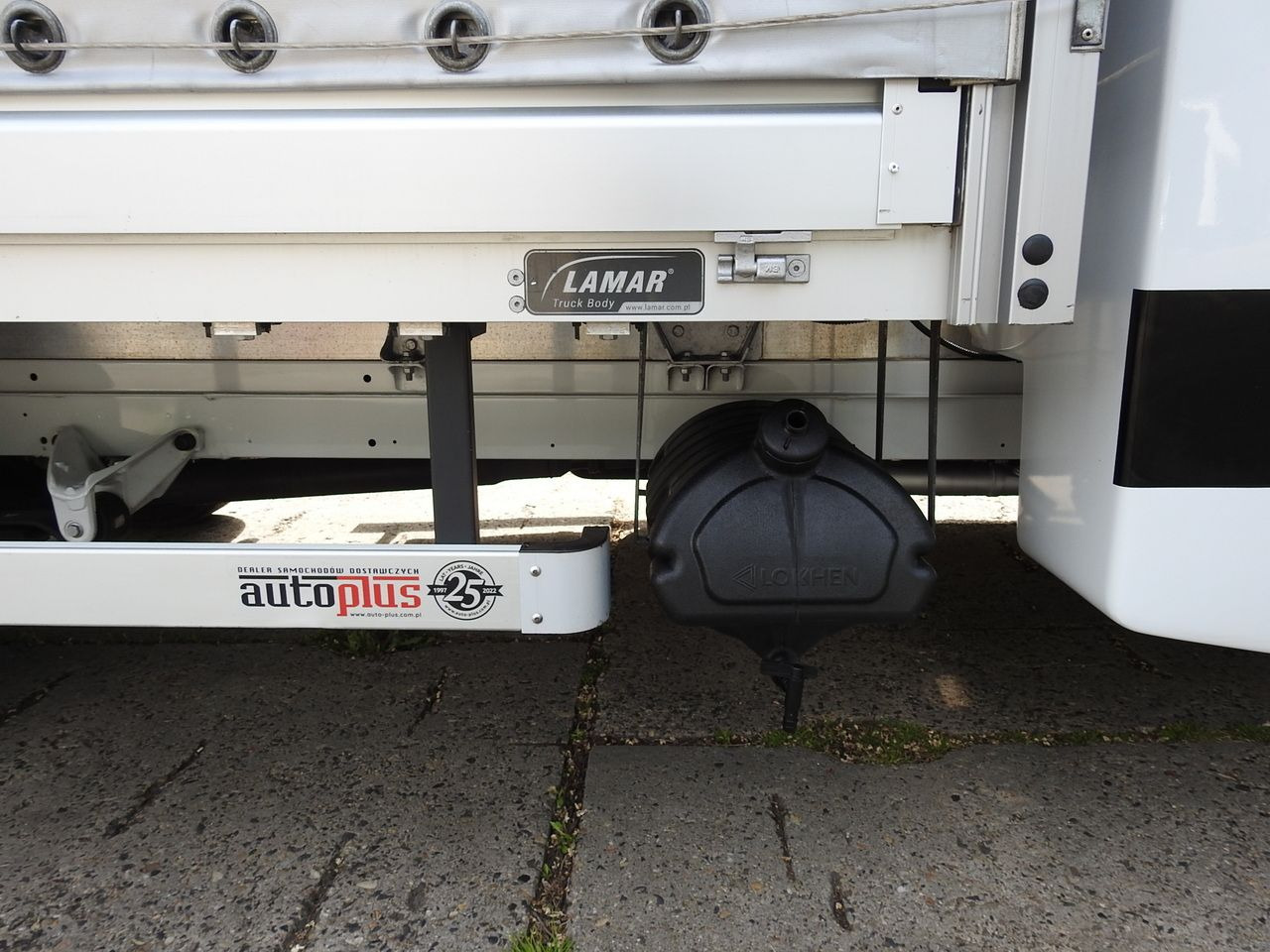 Autoutilitară cu prelată MERCEDES SPRINTER 316 TARPAULIN 10 PALLETS WEBASTO CRUISE CONTROL AIR CONDITIONING 165HP: Foto 21 Autoutilitară cu prelată MERCEDES SPRINTER 316 TARPAULIN 10 PALLETS WEBASTO CRUISE CONTROL AIR CONDITIONING 165HP: Foto 21