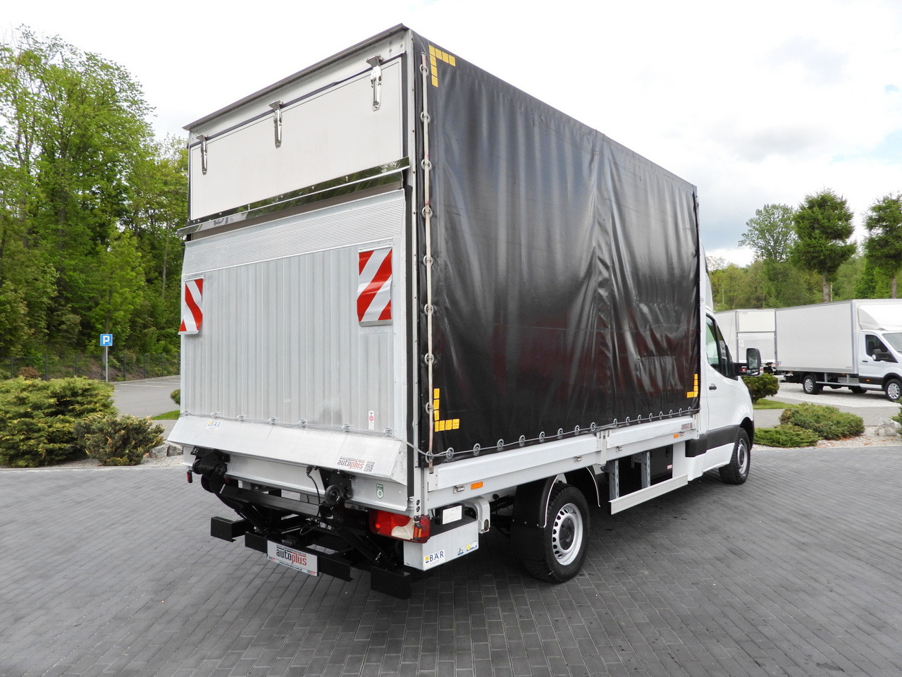 MERCEDES SPRINTER 316 TARPAULIN LIFT 8 PALLETS WEBASTO CRUISE CONTROL AIR CONDITIONING 160HP - Autoutilitară cu prelată: Foto 3 MERCEDES SPRINTER 316 TARPAULIN LIFT 8 PALLETS WEBASTO CRUISE CONTROL AIR CONDITIONING 160HP - Autoutilitară cu prelată: Foto 3