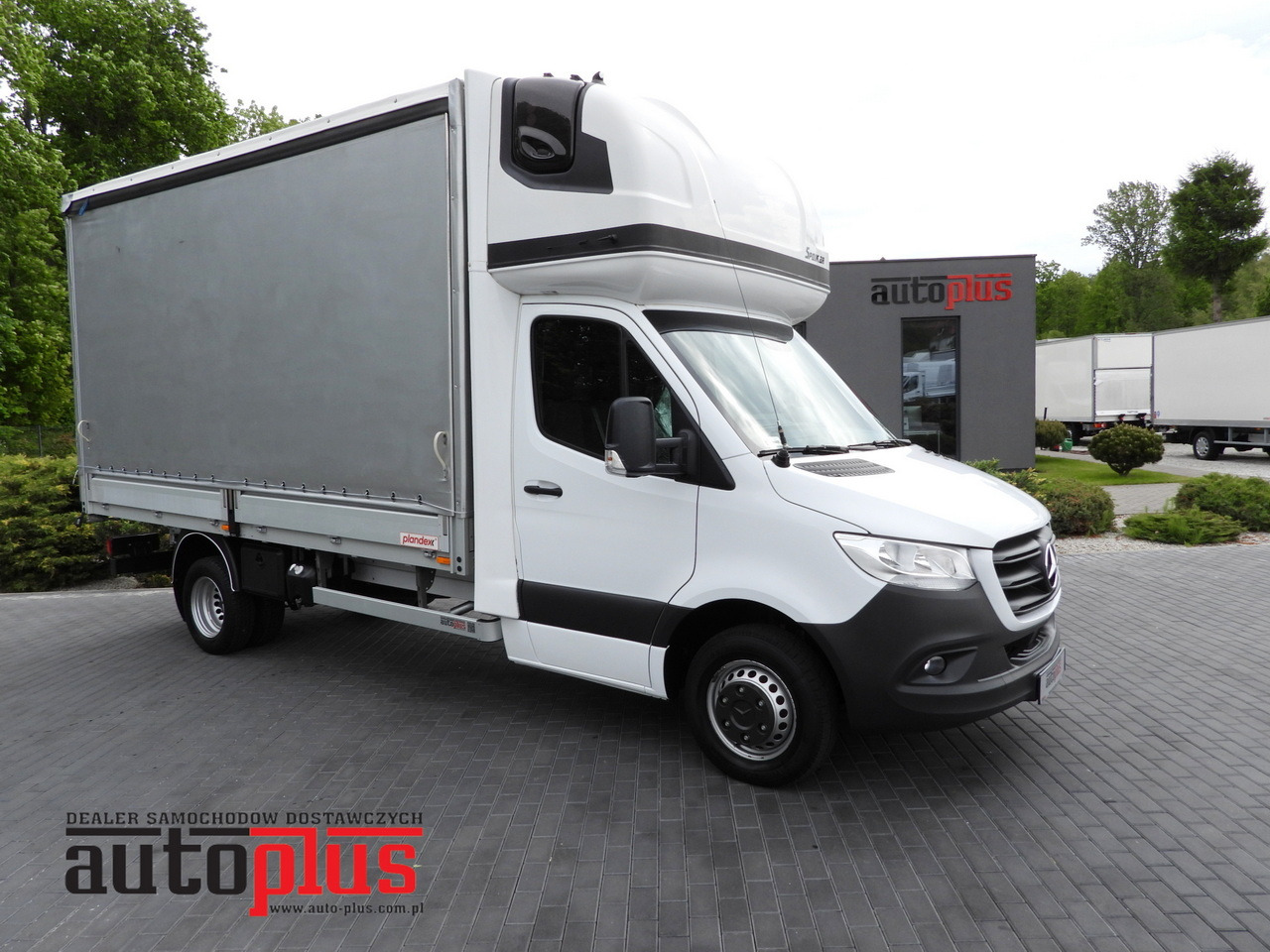 MERCEDES SPRINTER 519 TARPAULIN 8 PALLETS WEBASTO CRUISE CONTROL TWIN WHEELS AIR CONDITIONING 190HP - Autoutilitară cu prelată: Foto 1 MERCEDES SPRINTER 519 TARPAULIN 8 PALLETS WEBASTO CRUISE CONTROL TWIN WHEELS AIR CONDITIONING 190HP - Autoutilitară cu prelată: Foto 1