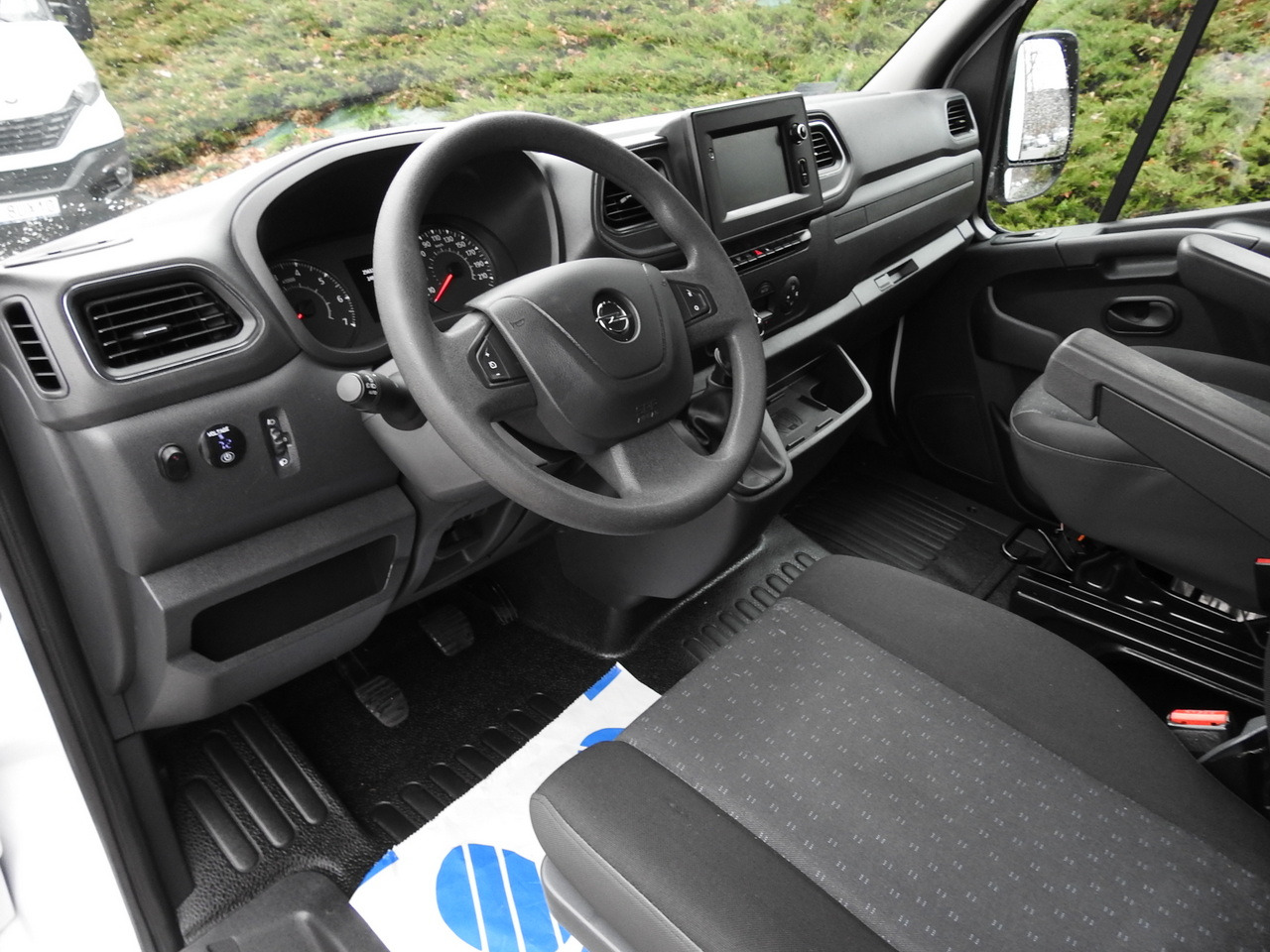 OPEL MOVANO TARPAULIN 10 PALLETS WEBASTO CRUISE CONTROL NAVIGATION AIR CONDITIONING LED LIGHTS PNEUMATICS 165HP - Autoutilitară cu prelată: Foto 2 OPEL MOVANO TARPAULIN 10 PALLETS WEBASTO CRUISE CONTROL NAVIGATION AIR CONDITIONING LED LIGHTS PNEUMATICS 165HP - Autoutilitară cu prelată: Foto 2