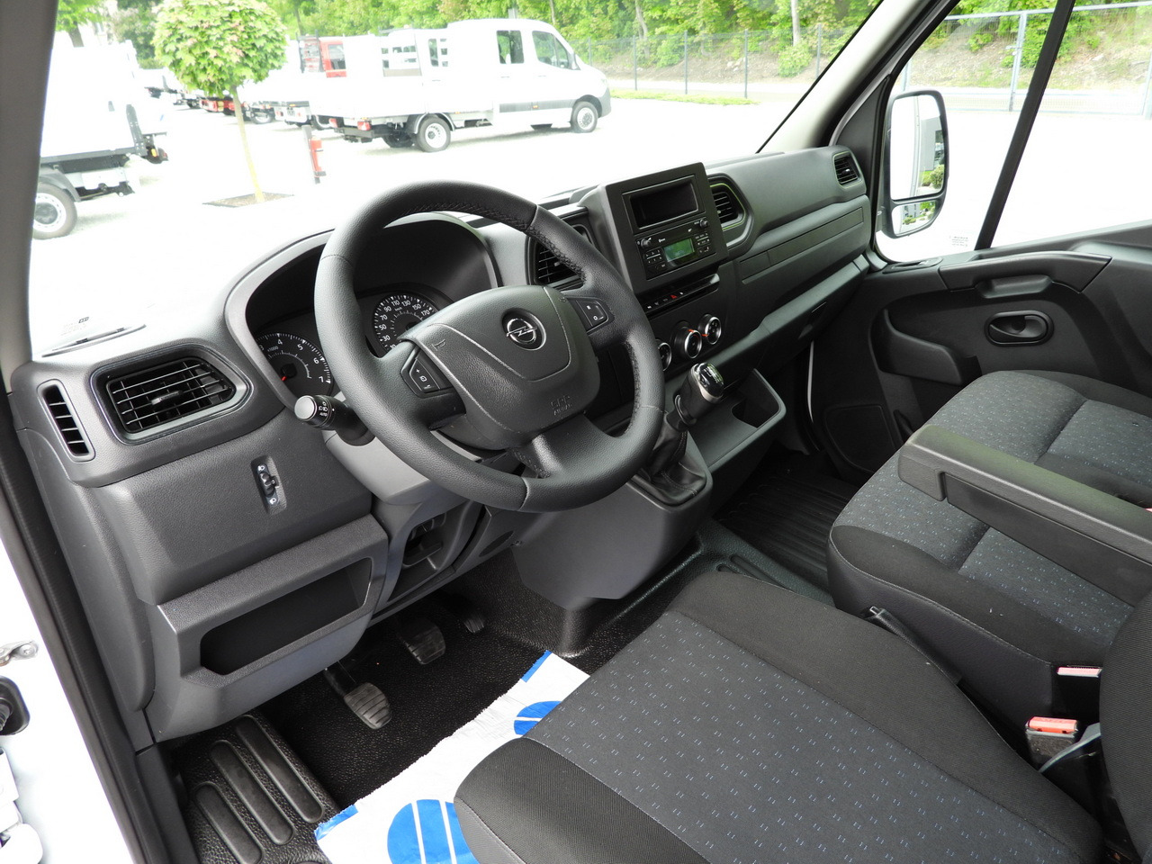 OPEL MOVANO TARPAULIN LIFT 9 PALLETS WEBASTO CRUISE CONTROL LED LIGHTS PNEUMATICS AIR CONDITIONING 165HP - Autoutilitară cu prelată: Foto 2 OPEL MOVANO TARPAULIN LIFT 9 PALLETS WEBASTO CRUISE CONTROL LED LIGHTS PNEUMATICS AIR CONDITIONING 165HP - Autoutilitară cu prelată: Foto 2