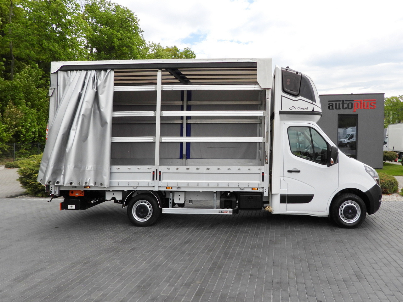 Autoutilitară cu prelată OPEL MOVANO  TARPAULIN LIFT 9 PALLETS WEBASTO CRUISE CONTROL LED LIGHTS PNEUMATICS AIR CONDITIONING  165HP: Foto 8
