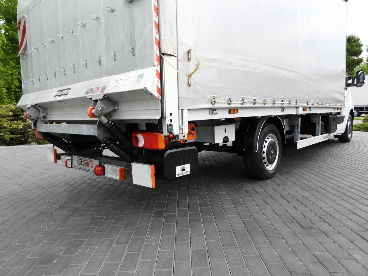 Autoutilitară cu prelată OPEL MOVANO  TARPAULIN LIFT 9 PALLETS WEBASTO CRUISE CONTROL LED LIGHTS PNEUMATICS AIR CONDITIONING  165HP: Foto 31