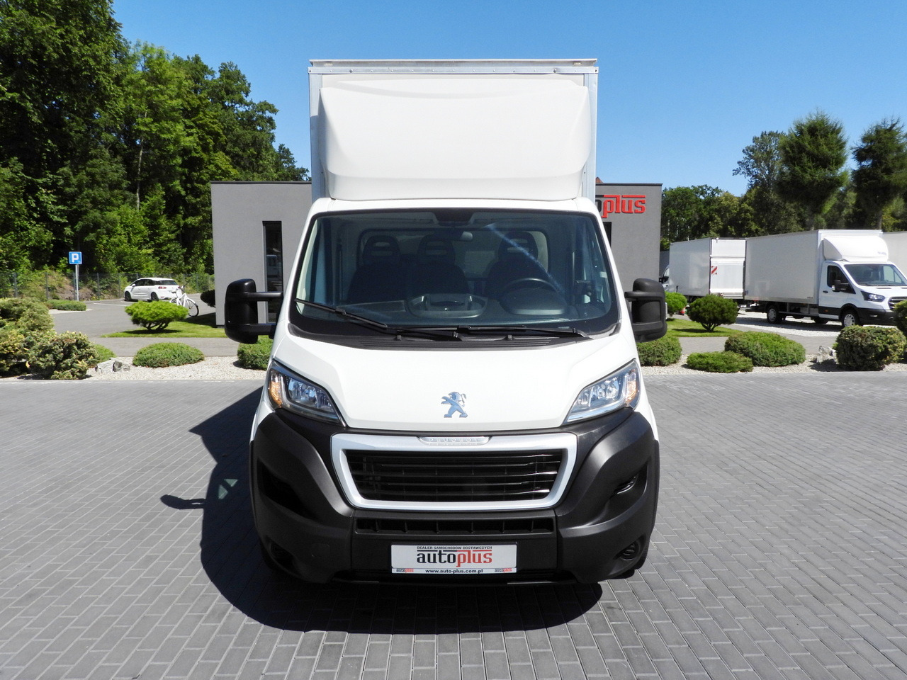 PEUGEOT BOXER BOX LIFT 8 PALLETS CRUISE CONTROL AIR CONDITIONING 130HP - Autoutilitară box: Foto 5 PEUGEOT BOXER BOX LIFT 8 PALLETS CRUISE CONTROL AIR CONDITIONING 130HP - Autoutilitară box: Foto 5