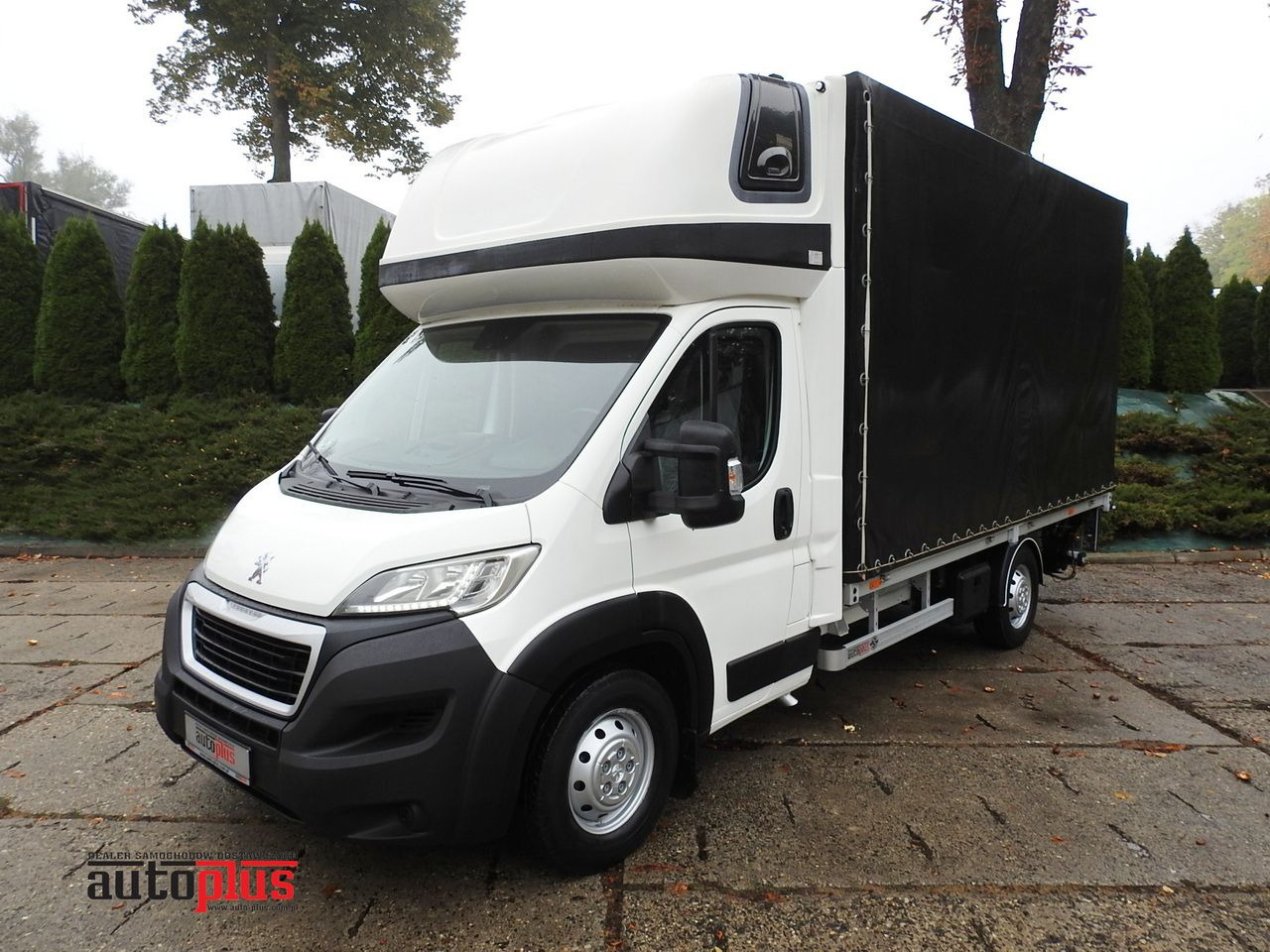 PEUGEOT BOXER TARPAULIN LIFT 8 PALLETS WEBASTO LED LIGHTS AIR CONDITIONING 165HP - Autoutilitară cu prelată: Foto 1 PEUGEOT BOXER TARPAULIN LIFT 8 PALLETS WEBASTO LED LIGHTS AIR CONDITIONING 165HP - Autoutilitară cu prelată: Foto 1