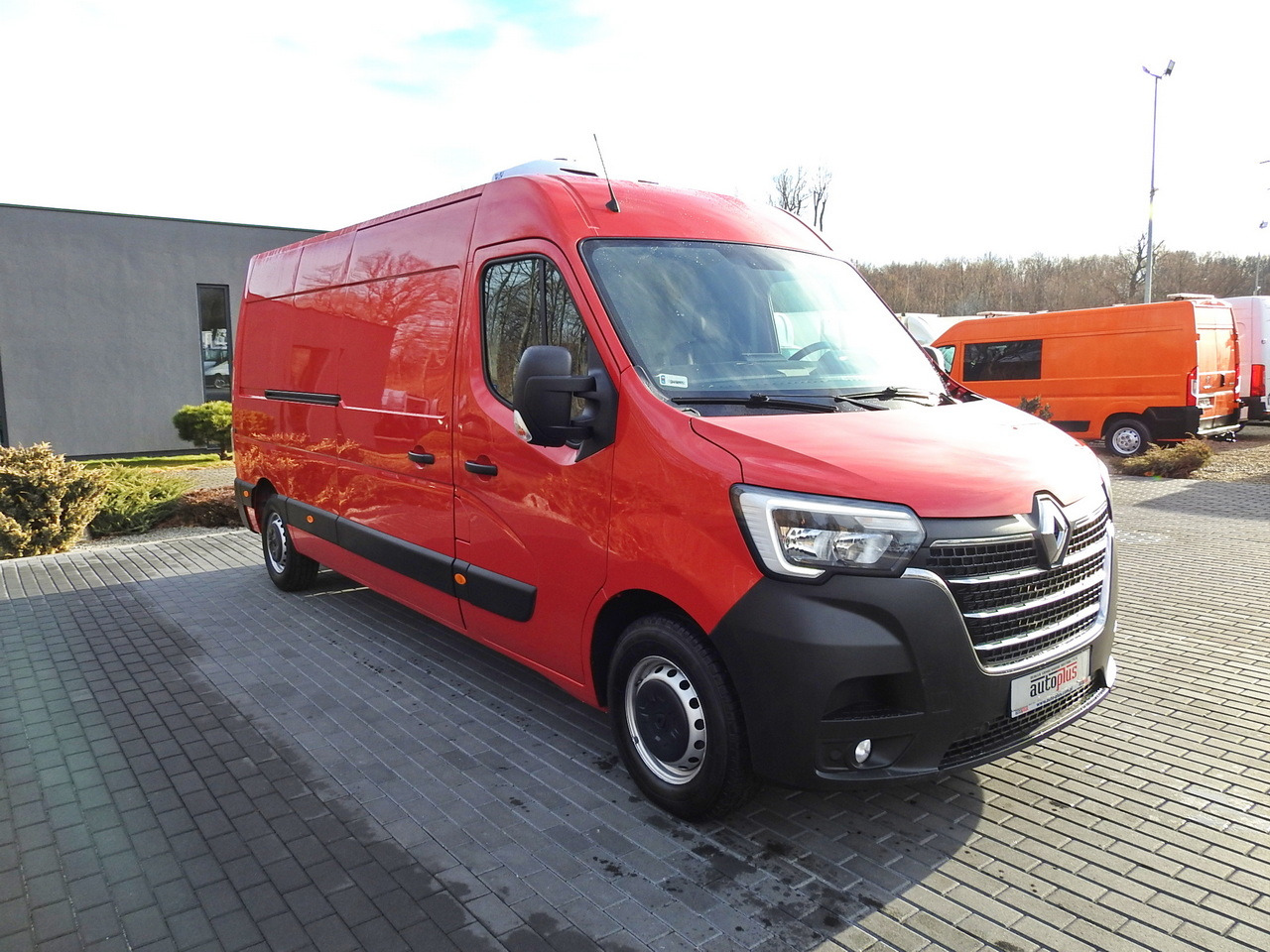 RENAULT MASTER REFRIGERATOR VAN 1*C CRUISE CONTROL AIR CONDITIONING LED LIGHTS 135HP - Autoutilitară frigorifica: Foto 4 RENAULT MASTER REFRIGERATOR VAN 1*C CRUISE CONTROL AIR CONDITIONING LED LIGHTS 135HP - Autoutilitară frigorifica: Foto 4