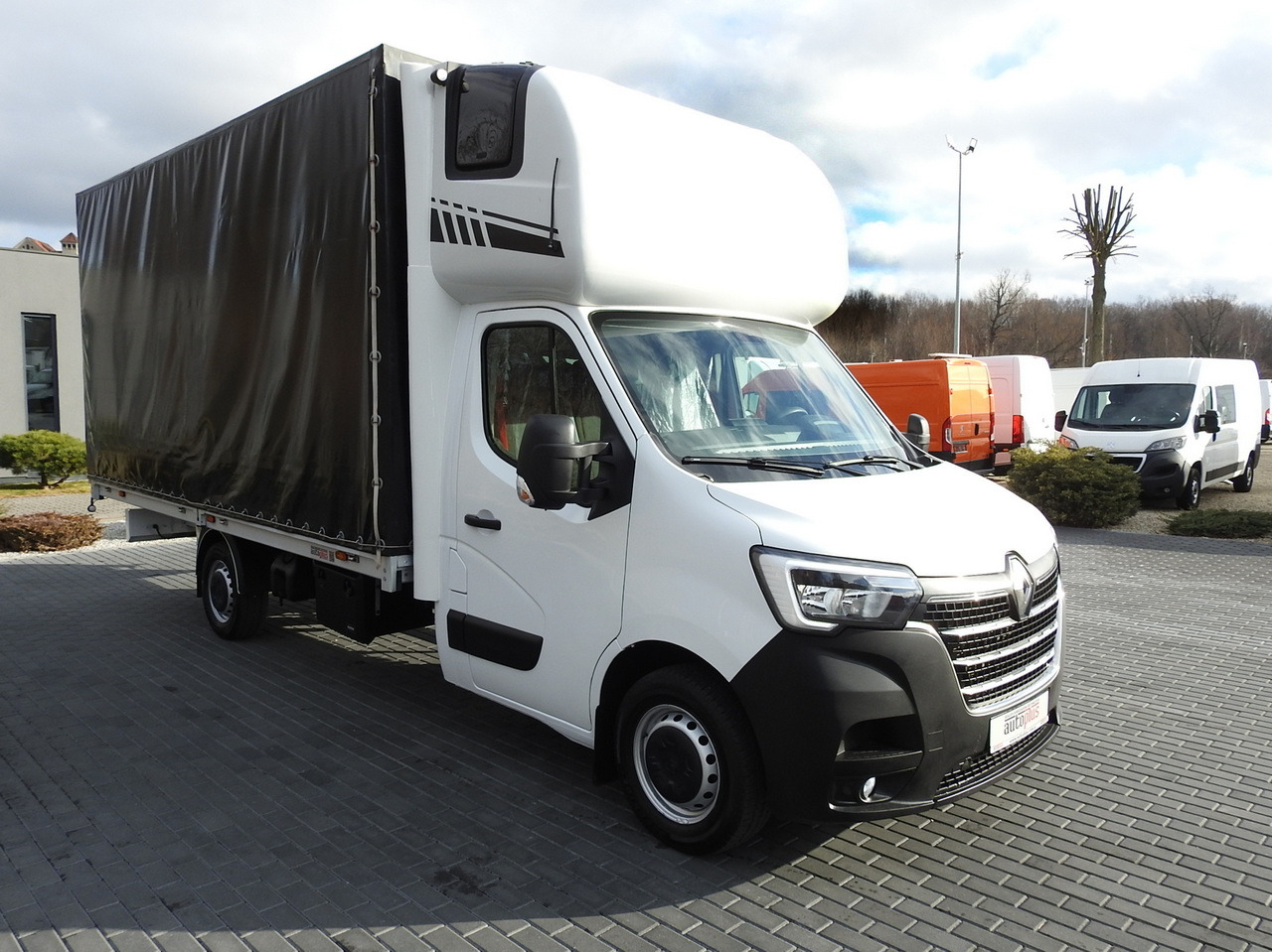 RENAULT MASTER TARPAULIN 10 PALLETS CRUISE CONTROL AIR CONDITIONING LED LIGHTS PNEUMATICS 165HP - Autoutilitară cu prelată: Foto 4 RENAULT MASTER TARPAULIN 10 PALLETS CRUISE CONTROL AIR CONDITIONING LED LIGHTS PNEUMATICS 165HP - Autoutilitară cu prelată: Foto 4