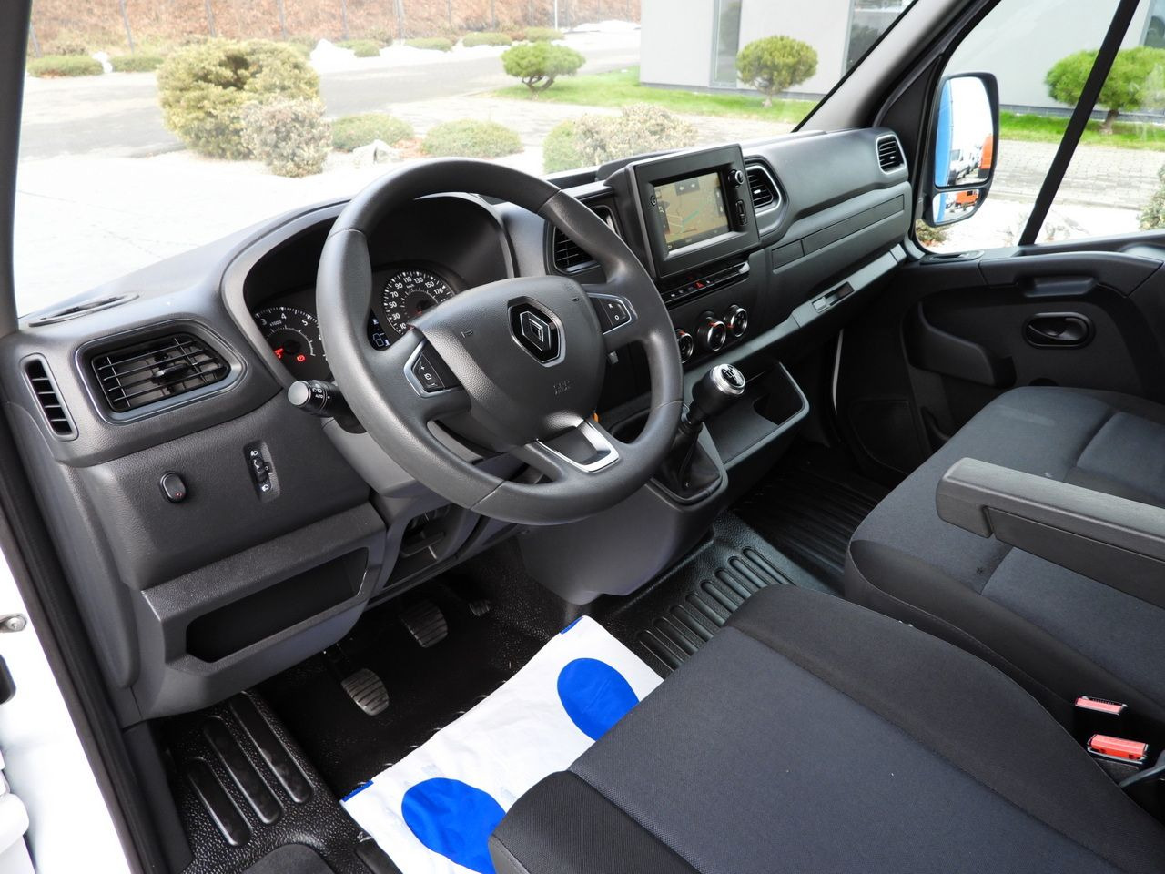 RENAULT MASTER TARPAULIN 10 PALLETS CRUISE CONTROL NAVIGATION LED LIGHTS PNEUMATICS AIR CONDITIONING 165HP - Autoutilitară cu prelată: Foto 2 RENAULT MASTER TARPAULIN 10 PALLETS CRUISE CONTROL NAVIGATION LED LIGHTS PNEUMATICS AIR CONDITIONING 165HP - Autoutilitară cu prelată: Foto 2