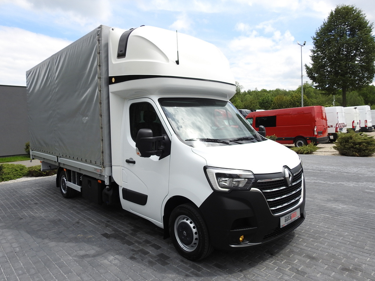 RENAULT MASTER TARPAULIN 10 PALLETS WEBASTO CRUISE CONTROL AIR CONDITIONING LED LIGHTS 165HP - Autoutilitară cu prelată: Foto 4 RENAULT MASTER TARPAULIN 10 PALLETS WEBASTO CRUISE CONTROL AIR CONDITIONING LED LIGHTS 165HP - Autoutilitară cu prelată: Foto 4