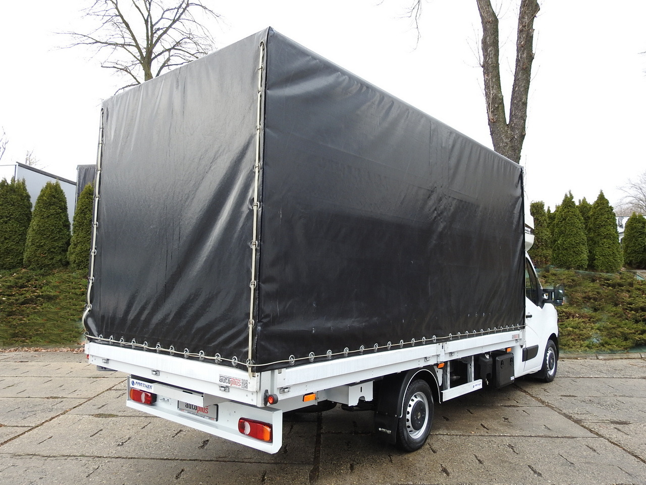 RENAULT MASTER TARPAULIN 10 PALLETS WEBASTO CRUISE CONTROL AIR CONDITIONING LED LIGHTS PNEUMATICS 165HP - Autoutilitară cu prelată: Foto 3 RENAULT MASTER TARPAULIN 10 PALLETS WEBASTO CRUISE CONTROL AIR CONDITIONING LED LIGHTS PNEUMATICS 165HP - Autoutilitară cu prelată: Foto 3