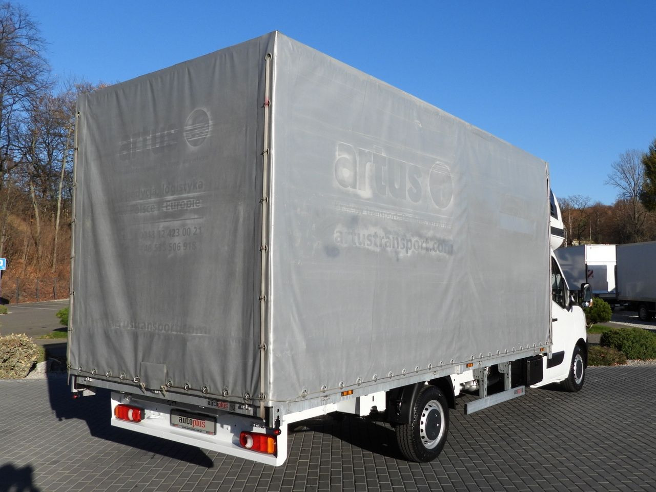 RENAULT MASTER TARPAULIN 10 PALLETS WEBASTO CRUISE CONTROL LED LIGHTS PNEUMATICS AIR CONDITIONING 165HP - Autoutilitară cu prelată: Foto 3 RENAULT MASTER TARPAULIN 10 PALLETS WEBASTO CRUISE CONTROL LED LIGHTS PNEUMATICS AIR CONDITIONING 165HP - Autoutilitară cu prelată: Foto 3