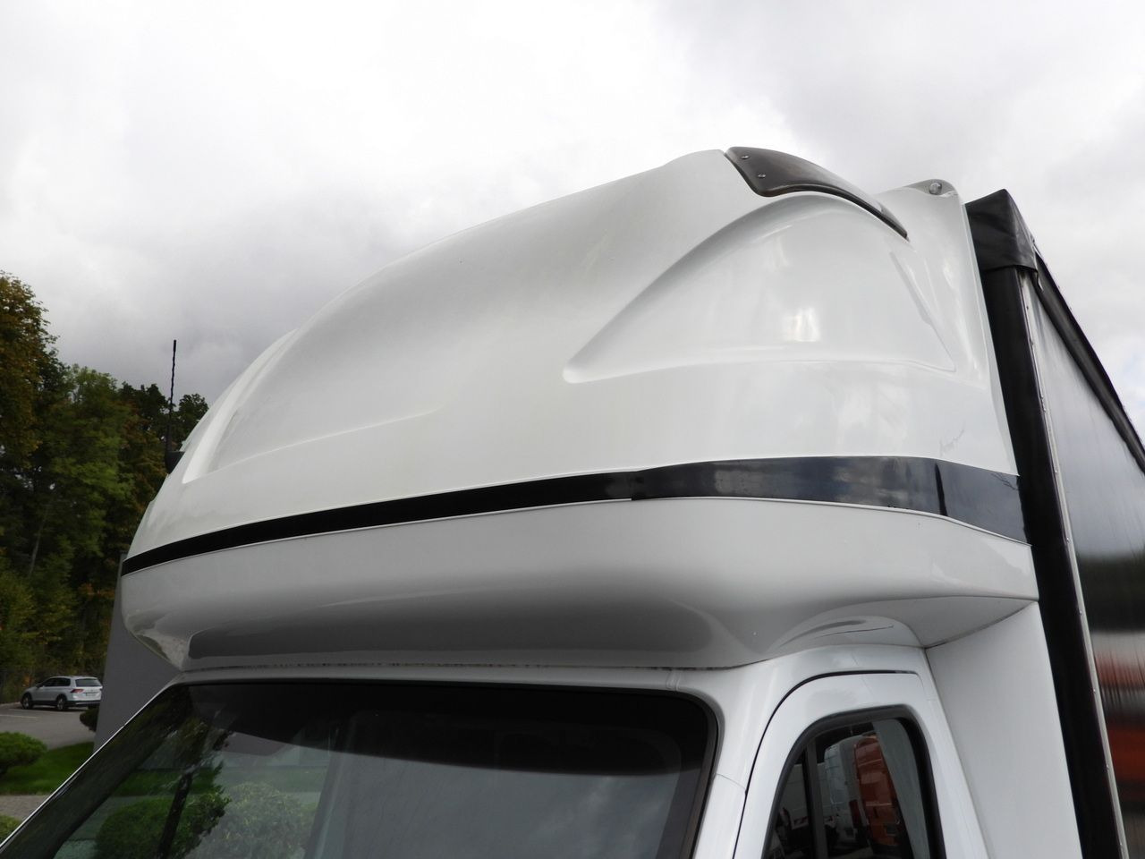 Autoutilitară cu prelată RENAULT MASTER TARPAULIN LIFT 9 PALLETS WEBASTO CRUISE CONTROL LED LIGHTS PNEUMATICS AIR CONDITIONING 165HP: Foto 21 Autoutilitară cu prelată RENAULT MASTER TARPAULIN LIFT 9 PALLETS WEBASTO CRUISE CONTROL LED LIGHTS PNEUMATICS AIR CONDITIONING 165HP: Foto 21