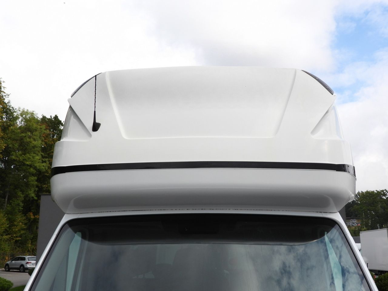 Autoutilitară cu prelată RENAULT MASTER TARPAULIN LIFT 9 PALLETS WEBASTO CRUISE CONTROL LED LIGHTS PNEUMATICS AIR CONDITIONING 165HP: Foto 16 Autoutilitară cu prelată RENAULT MASTER TARPAULIN LIFT 9 PALLETS WEBASTO CRUISE CONTROL LED LIGHTS PNEUMATICS AIR CONDITIONING 165HP: Foto 16