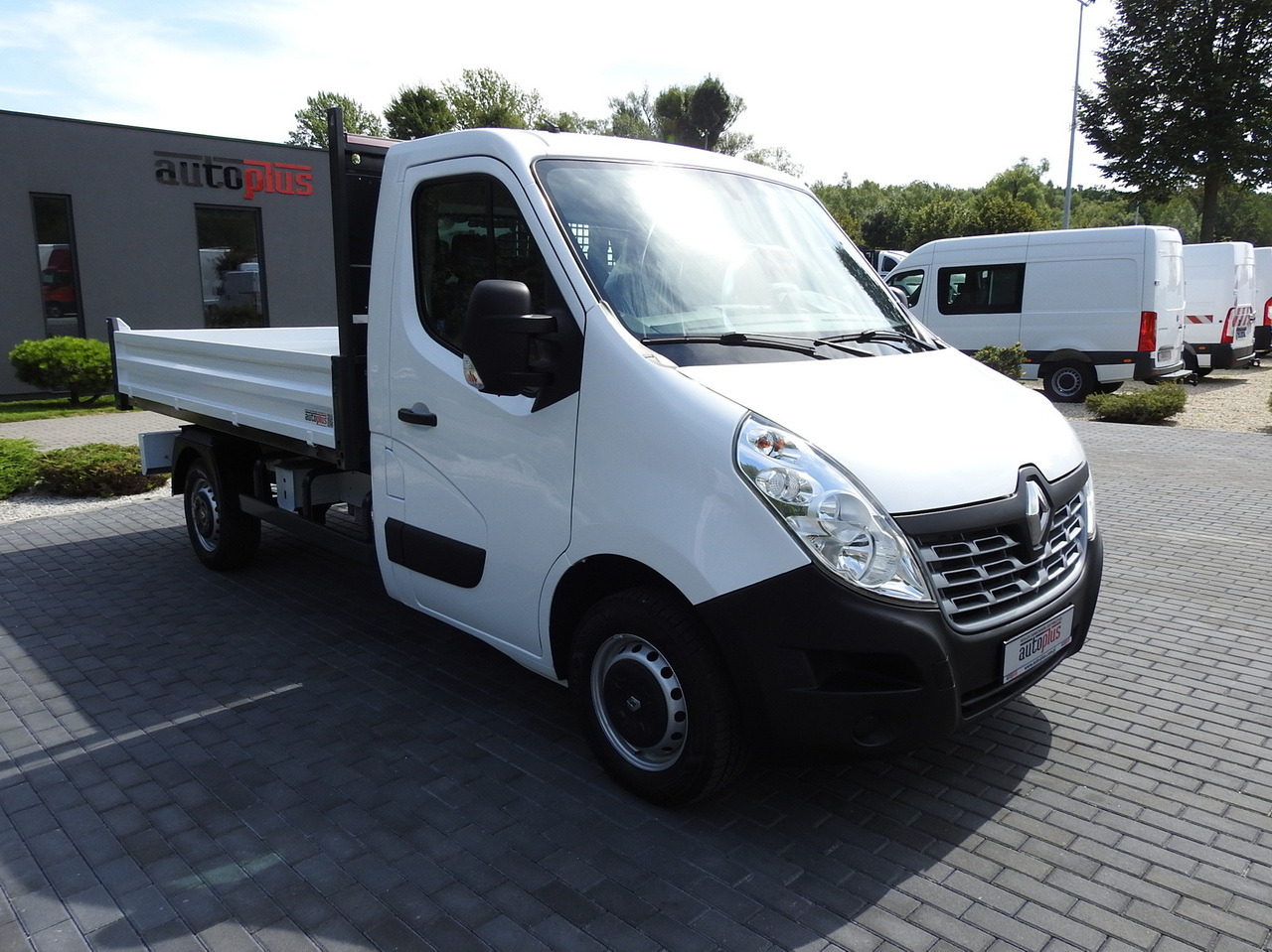 RENAULT MASTER TIPPER 130HP - Autoutilitară basculantă: Foto 4 RENAULT MASTER TIPPER 130HP - Autoutilitară basculantă: Foto 4