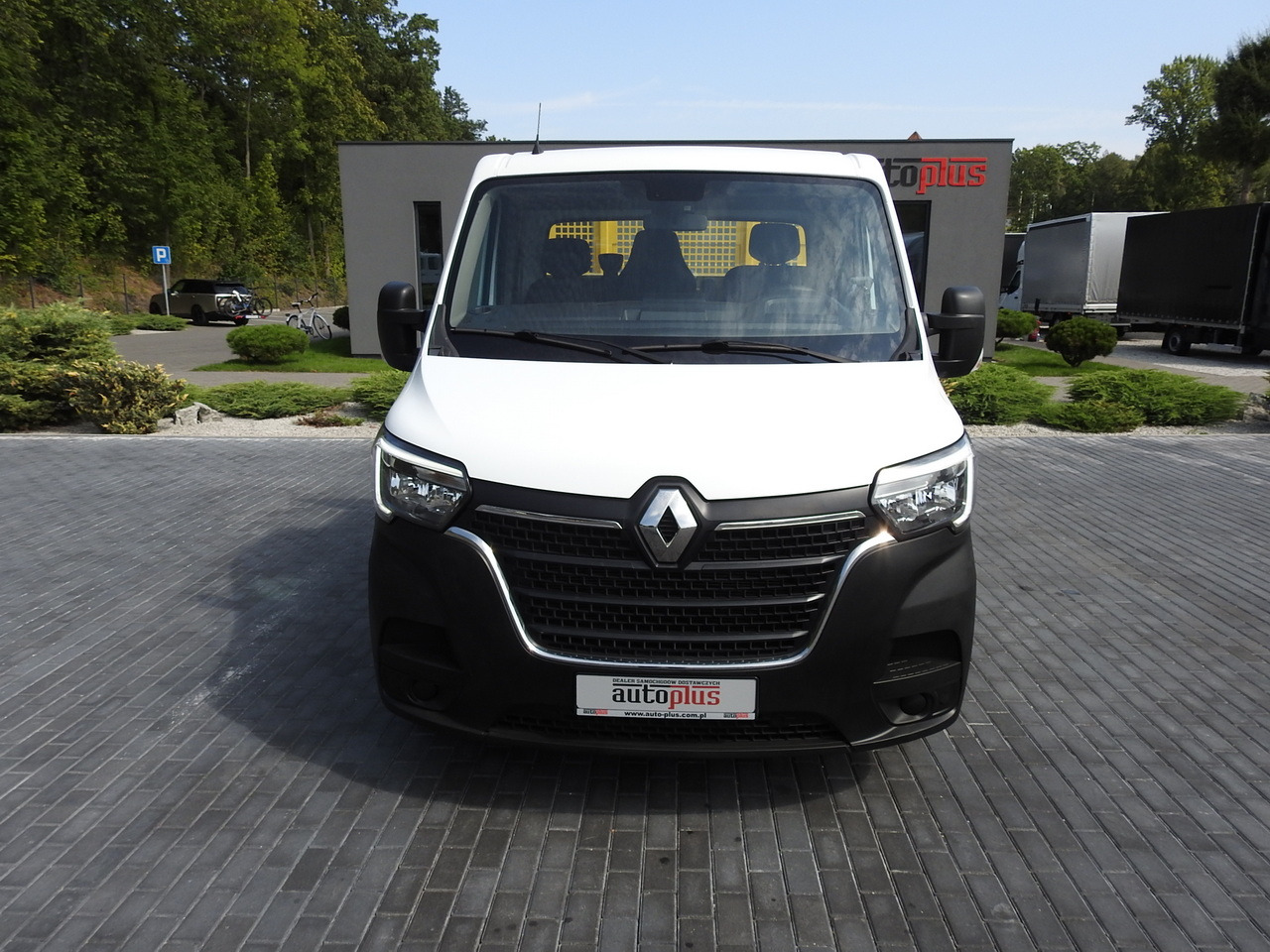 RENAULT MASTER TIPPER CRUISE CONTROL NAVIGATION AIR CONDITIONING LED LIGHTS TWIN WHEELS LOAD WEIGHT 145HP - Autoutilitară basculantă: Foto 5 RENAULT MASTER TIPPER CRUISE CONTROL NAVIGATION AIR CONDITIONING LED LIGHTS TWIN WHEELS LOAD WEIGHT 145HP - Autoutilitară basculantă: Foto 5