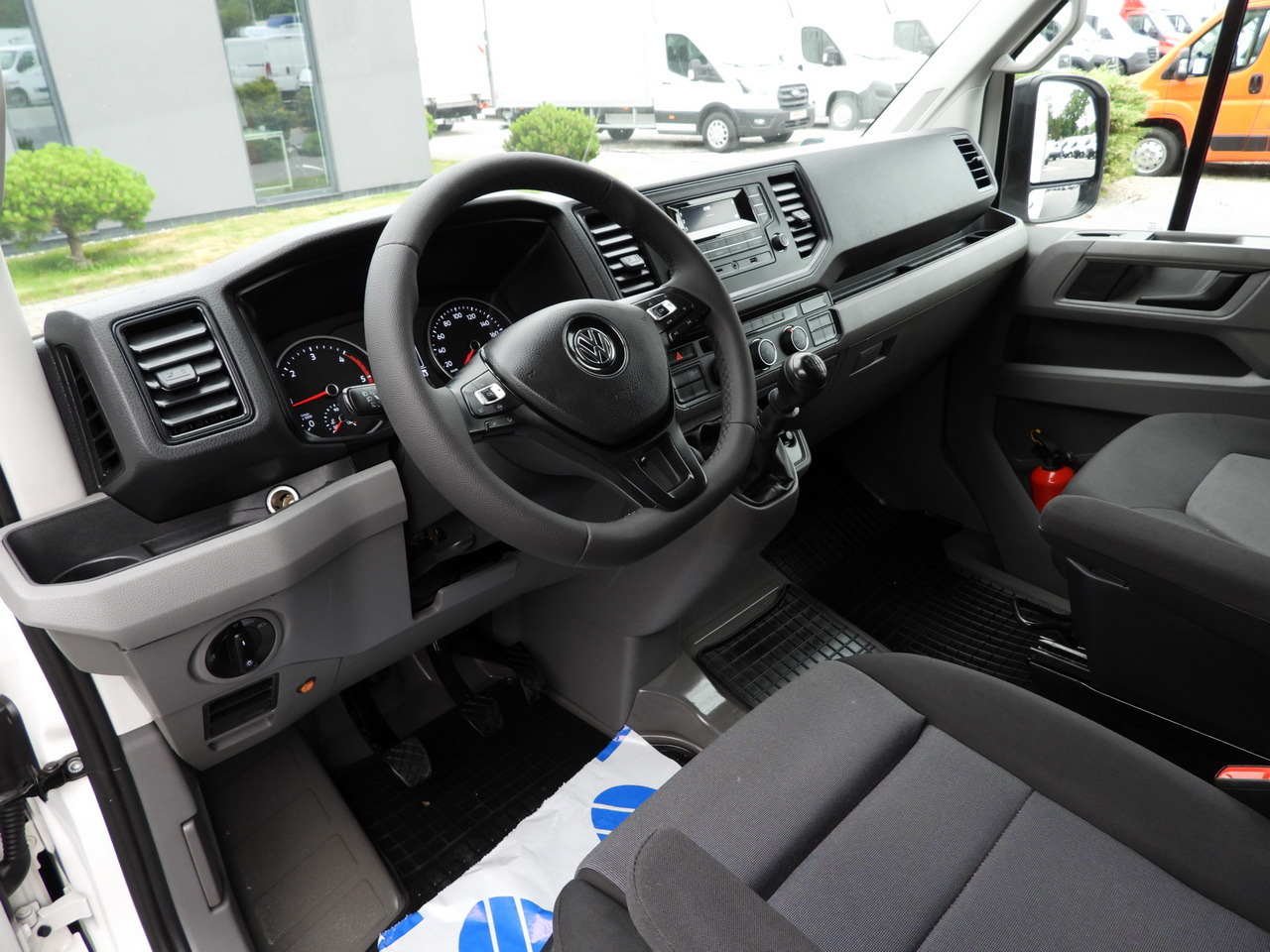 VOLKSWAGEN CRAFTER TARPAULIN 8 PALLETS WEBASTO CRUISE CONTROL LED LIGHTS AIR CONDITIONING 180HP - Autoutilitară cu prelată: Foto 2 VOLKSWAGEN CRAFTER TARPAULIN 8 PALLETS WEBASTO CRUISE CONTROL LED LIGHTS AIR CONDITIONING 180HP - Autoutilitară cu prelată: Foto 2