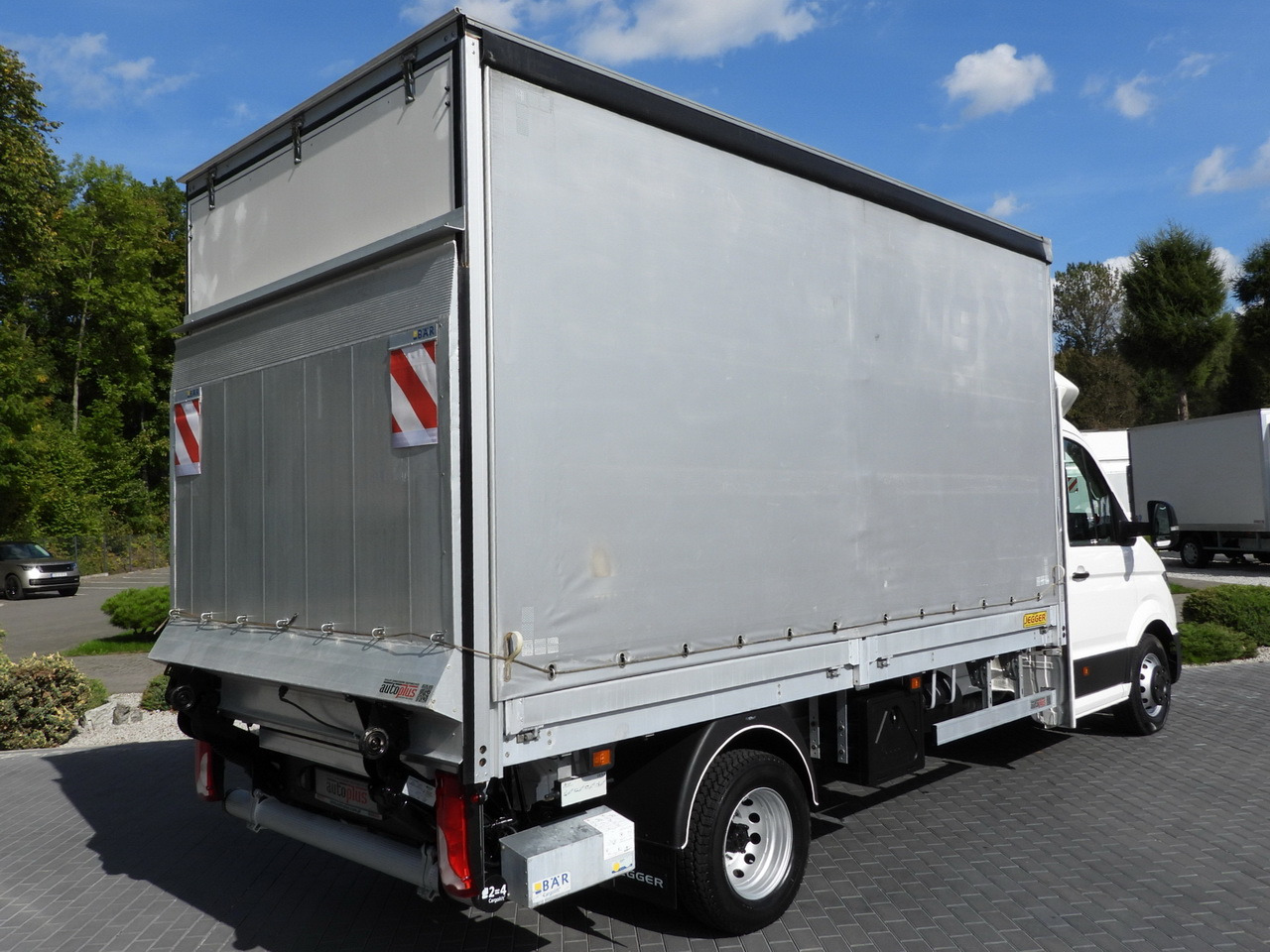 VOLKSWAGEN CRAFTER TARPAULIN LIFT 8 PALLETS CRUISE CONTROL LED LIGHTS TWIN WHEELS AIR CONDITIONING 180HP - Autoutilitară cu prelată: Foto 3 VOLKSWAGEN CRAFTER TARPAULIN LIFT 8 PALLETS CRUISE CONTROL LED LIGHTS TWIN WHEELS AIR CONDITIONING 180HP - Autoutilitară cu prelată: Foto 3