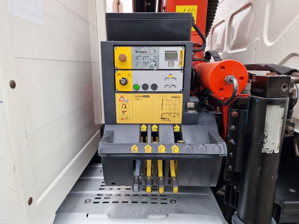 Camion cu macara, Camion platformă DAF LF 250FA / Palfinger PK8501A DAF LF 250FA / Palfinger PK8501A / KRAN: Foto 13 Camion cu macara, Camion platformă DAF LF 250FA / Palfinger PK8501A DAF LF 250FA / Palfinger PK8501A / KRAN: Foto 13