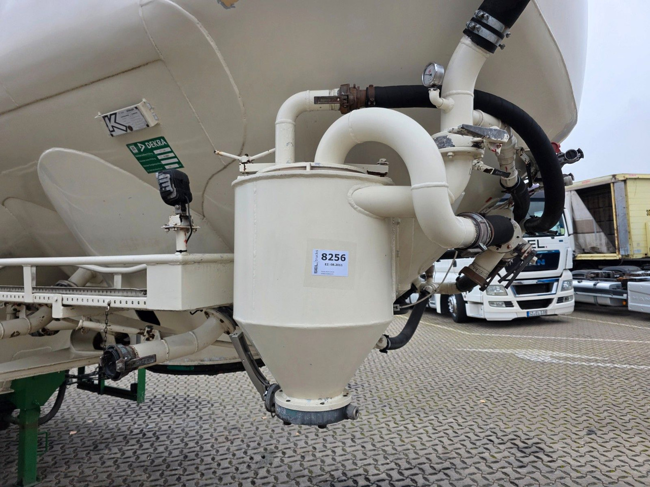 Semiremorcă siloz Köhler BSCX31/51/A  / 51.000 l / Lenkachse: Foto 29