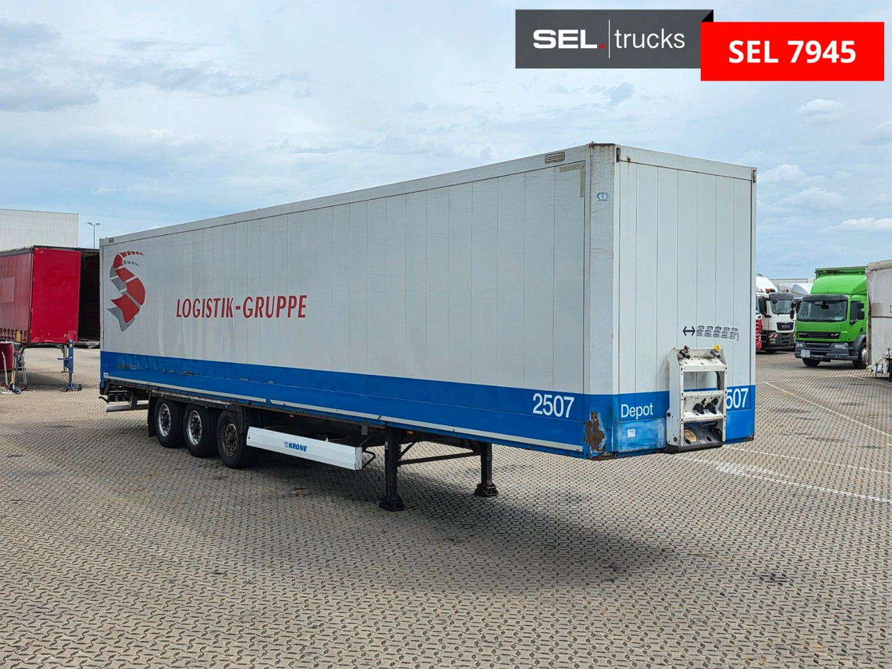 Krone SD / Textil / Liftachse - Semiremorcă furgon: Foto 3 Krone SD / Textil / Liftachse - Semiremorcă furgon: Foto 3