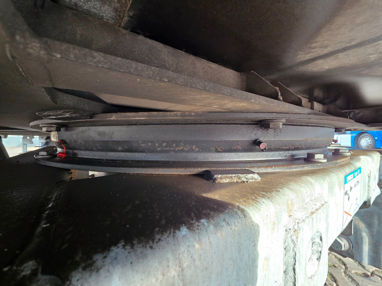 Remorcă cu prelată Wecon APD218 / Aluklappen: Foto 31 Remorcă cu prelată Wecon APD218 / Aluklappen: Foto 31