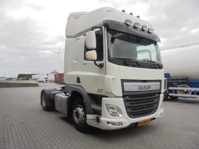 DAF CF 400 NL TRUCK - Cap tractor: Foto 2 DAF CF 400 NL TRUCK - Cap tractor: Foto 2