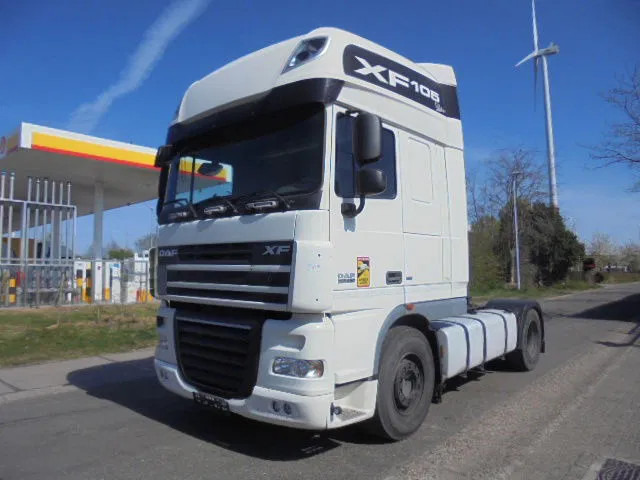 DAF XF 105.460 SUPERSPACE - Cap tractor: Foto 1 DAF XF 105.460 SUPERSPACE - Cap tractor: Foto 1