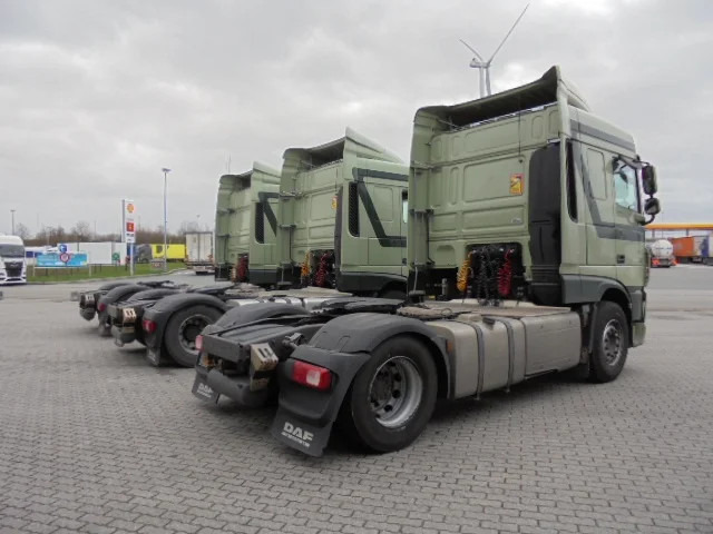 DAF XF 410 EURO6 - Cap tractor: Foto 5 DAF XF 410 EURO6 - Cap tractor: Foto 5