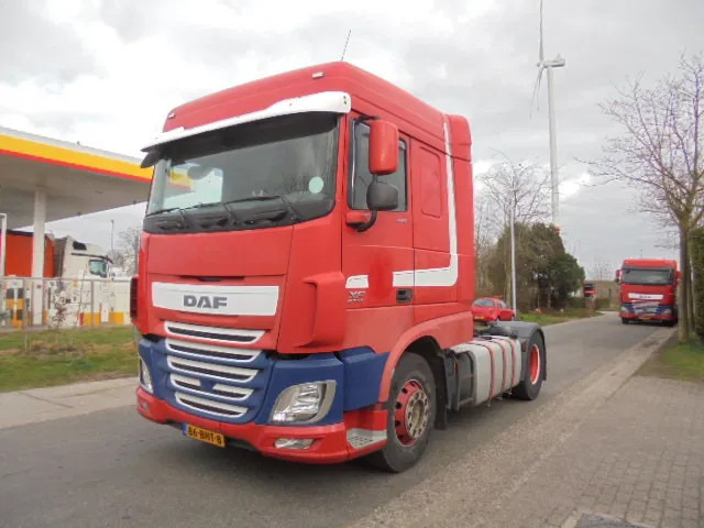 DAF XF 440 ADR+ COMPRESSOR NL TRUCK - Cap tractor: Foto 1 DAF XF 440 ADR+ COMPRESSOR NL TRUCK - Cap tractor: Foto 1