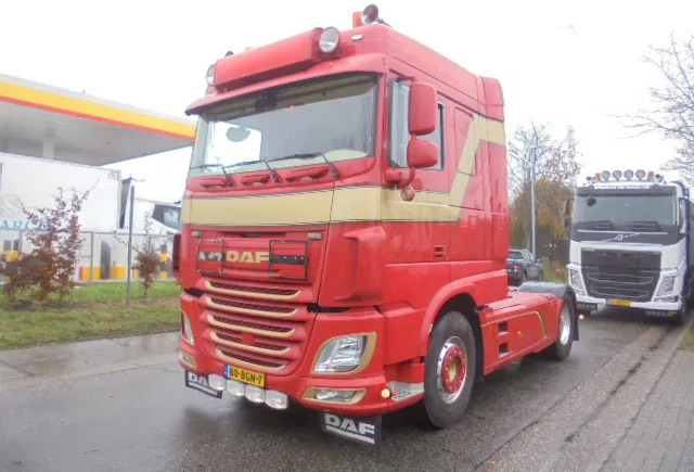 DAF XF 440 ADR TUV 02-26 - Cap tractor: Foto 1 DAF XF 440 ADR TUV 02-26 - Cap tractor: Foto 1