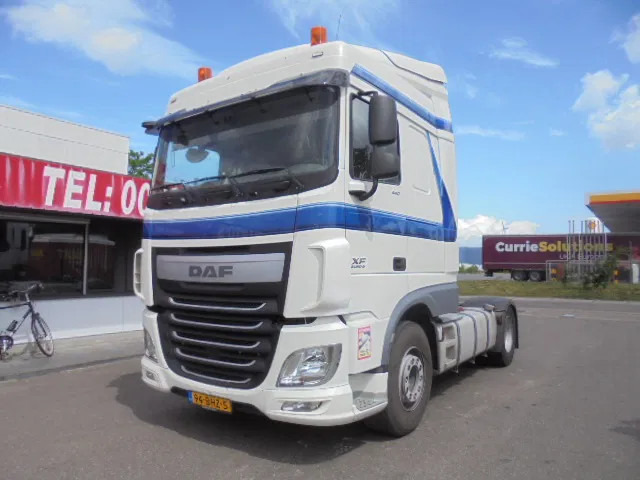 DAF XF 440 NL TRUCK - Cap tractor: Foto 1 DAF XF 440 NL TRUCK - Cap tractor: Foto 1