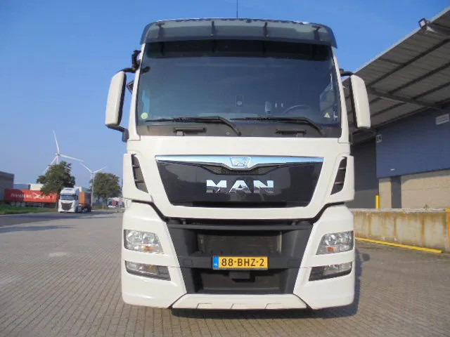 MAN TGX 28.480 6X2 XXL - Cap tractor: Foto 2 MAN TGX 28.480 6X2 XXL - Cap tractor: Foto 2
