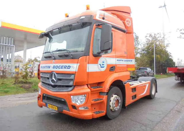 Mercedes-Benz Actros 1840 - Cap tractor: Foto 1 Mercedes-Benz Actros 1840 - Cap tractor: Foto 1