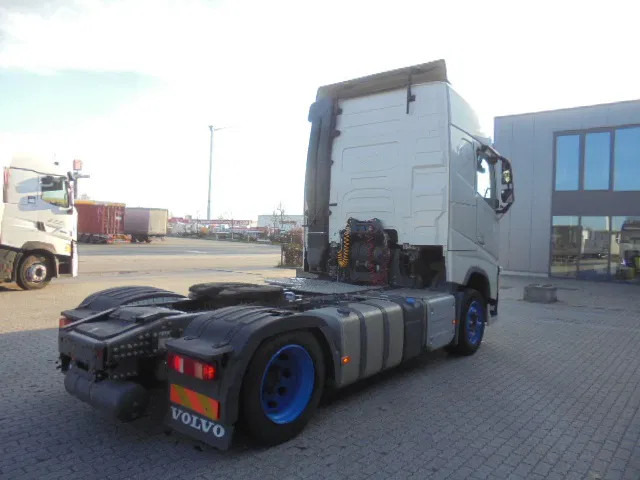 Volvo FH 420 - Cap tractor: Foto 4 Volvo FH 420 - Cap tractor: Foto 4