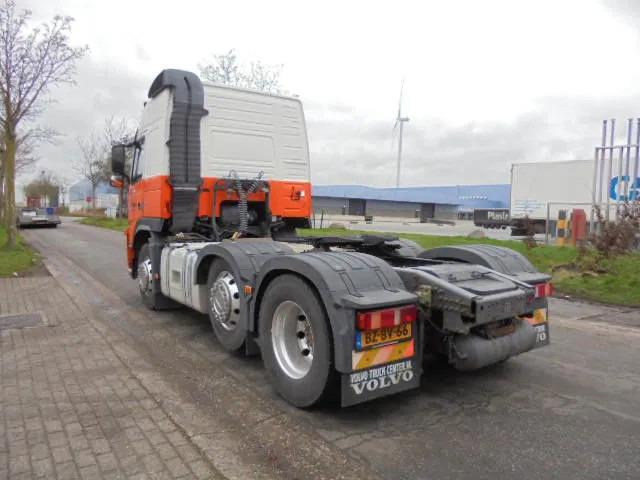 Volvo FM 410 6X2 ADR + HYDRAULICS NL TRUCK - Cap tractor: Foto 4 Volvo FM 410 6X2 ADR + HYDRAULICS NL TRUCK - Cap tractor: Foto 4