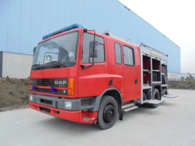 DAF 65.210 - Autospeciala de stins incendii: Foto 1 DAF 65.210 - Autospeciala de stins incendii: Foto 1