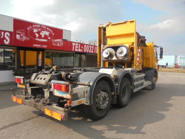 DAF 75.240 75 240 6X2 - Autogunoiere: Foto 3 DAF 75.240 75 240 6X2 - Autogunoiere: Foto 3