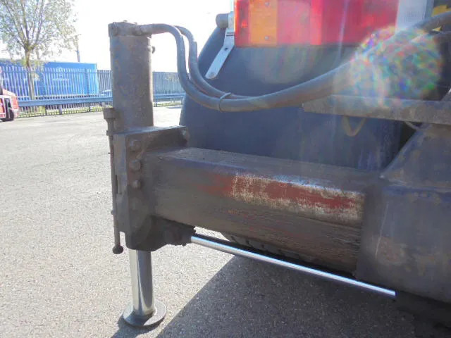 Camion cu macara DAF CF 85.410 6X2 NL TRUCK: Foto 18 Camion cu macara DAF CF 85.410 6X2 NL TRUCK: Foto 18