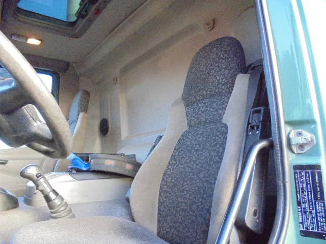 Camion cu macara DAF CF 85.410 6X2 NL TRUCK: Foto 8 Camion cu macara DAF CF 85.410 6X2 NL TRUCK: Foto 8