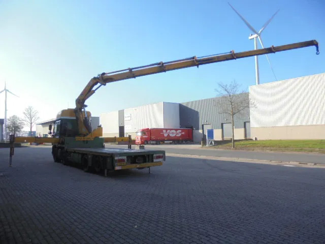 DAF CF 85 410 8X2 HIAB 422/5 HI PRO NL TRUCK - Camion cu macara: Foto 4 DAF CF 85 410 8X2 HIAB 422/5 HI PRO NL TRUCK - Camion cu macara: Foto 4