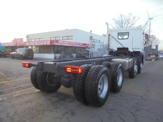 DAF XDC 450 8X4 DEMO UNUSED RHD - Camion şasiu: Foto 4 DAF XDC 450 8X4 DEMO UNUSED RHD - Camion şasiu: Foto 4