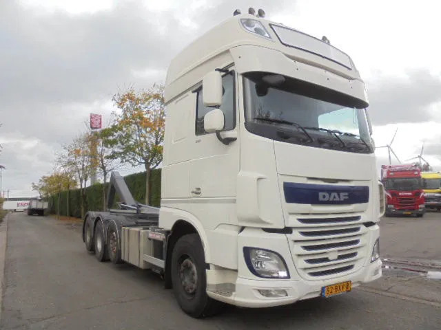 DAF XF 106 510 8X2 TRIPLE NL TRUCK - Camion cu cârlig: Foto 3 DAF XF 106 510 8X2 TRIPLE NL TRUCK - Camion cu cârlig: Foto 3