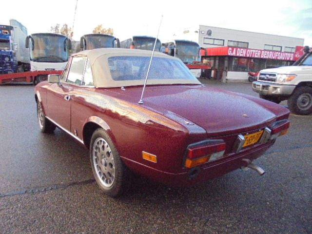 Fiat 124 SPIDER 2000 USA - Cabrio: Foto 4 Fiat 124 SPIDER 2000 USA - Cabrio: Foto 4